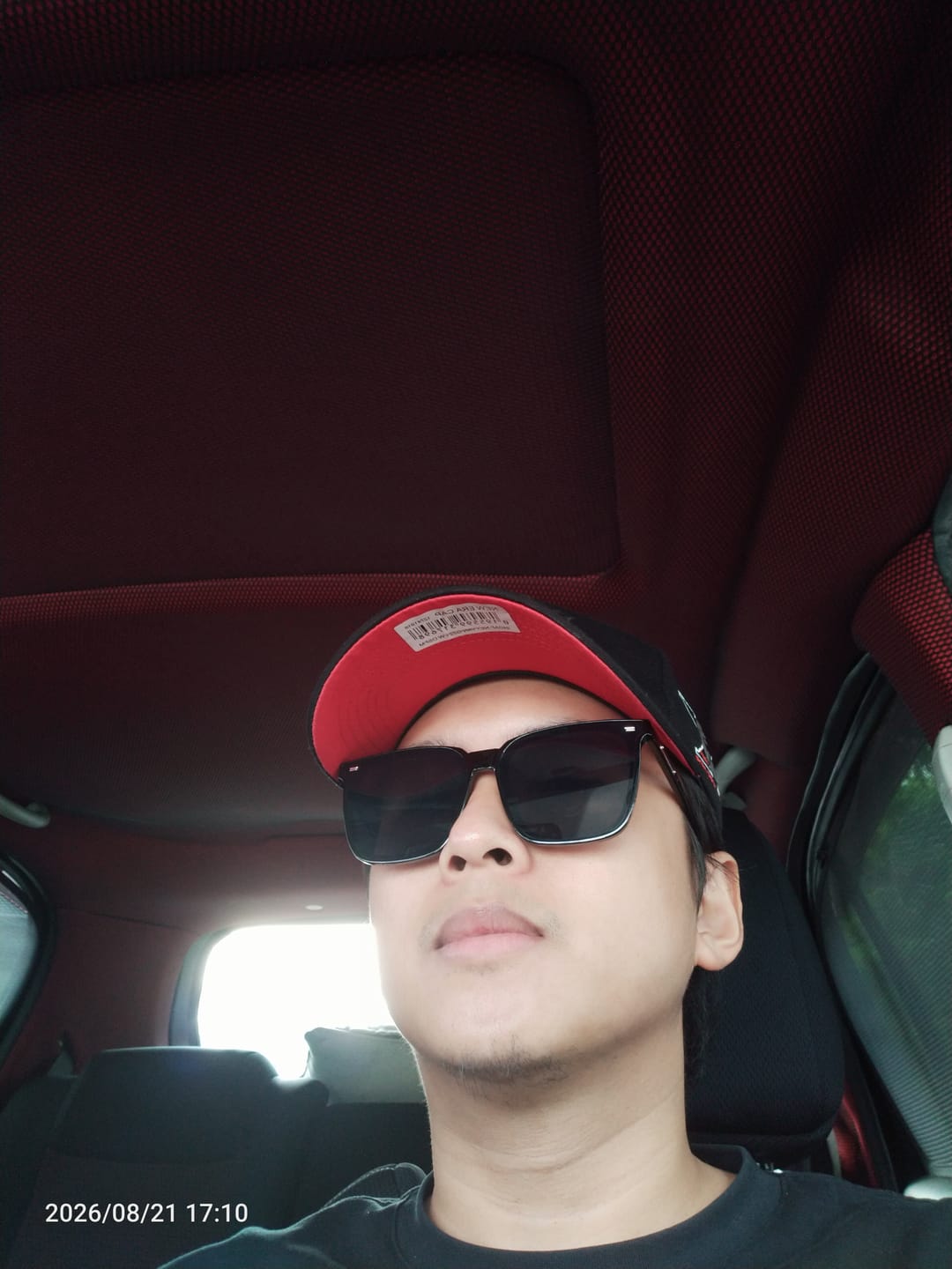 Customer photo review of Cleo Square Framed Sunglasses