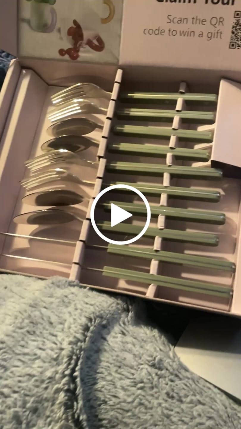 Customer video review of Elegant Modern Nordic Flatware Set Of 8 ( $4.9 Each ) - Bistrot Rivet Cutlery Silverware