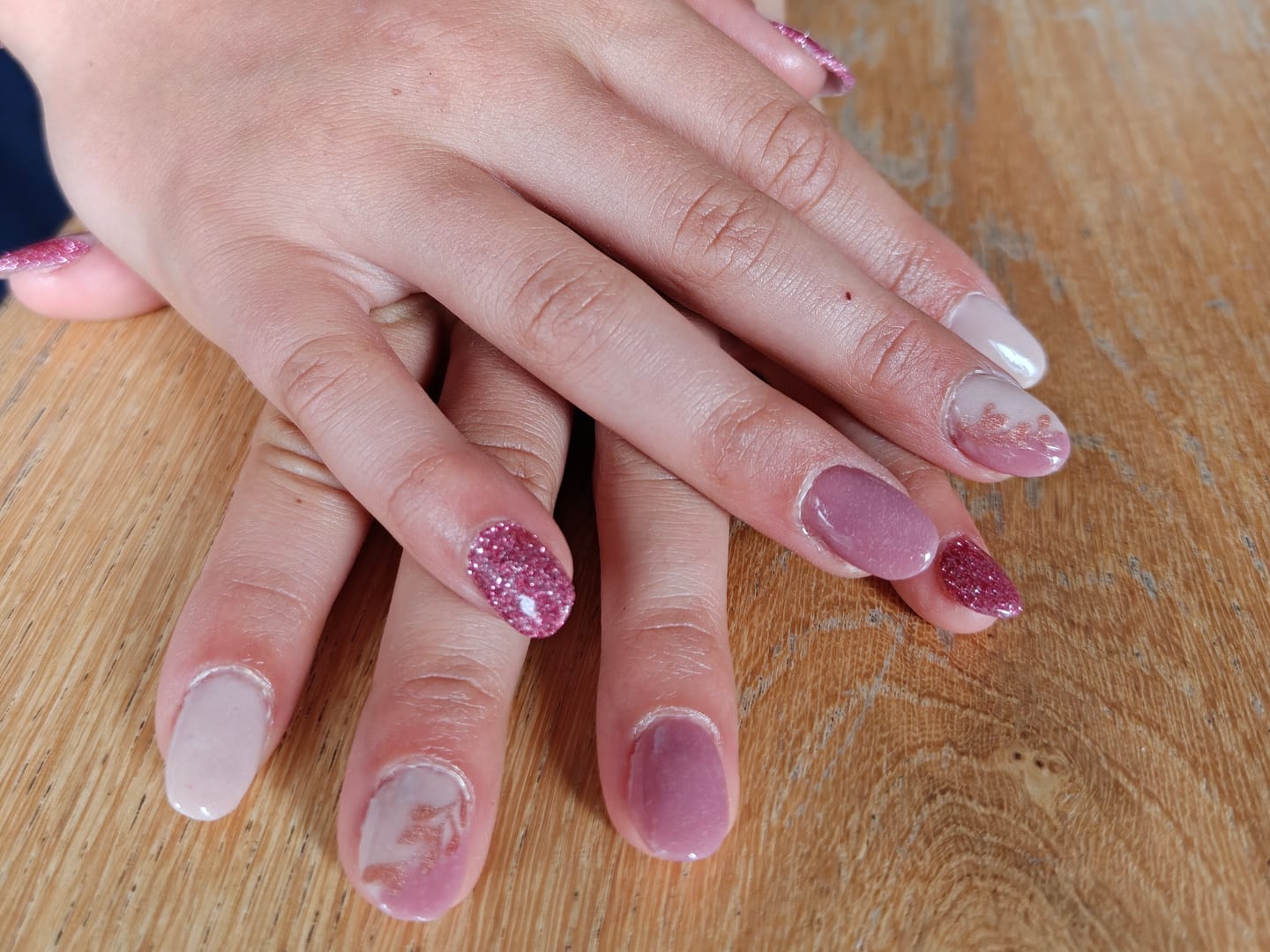 Customer photo review of Fake Tips - Hele Tips
