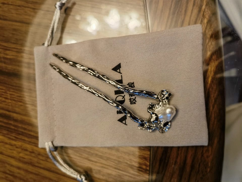 Customer photo review of Nocturne U-Pin