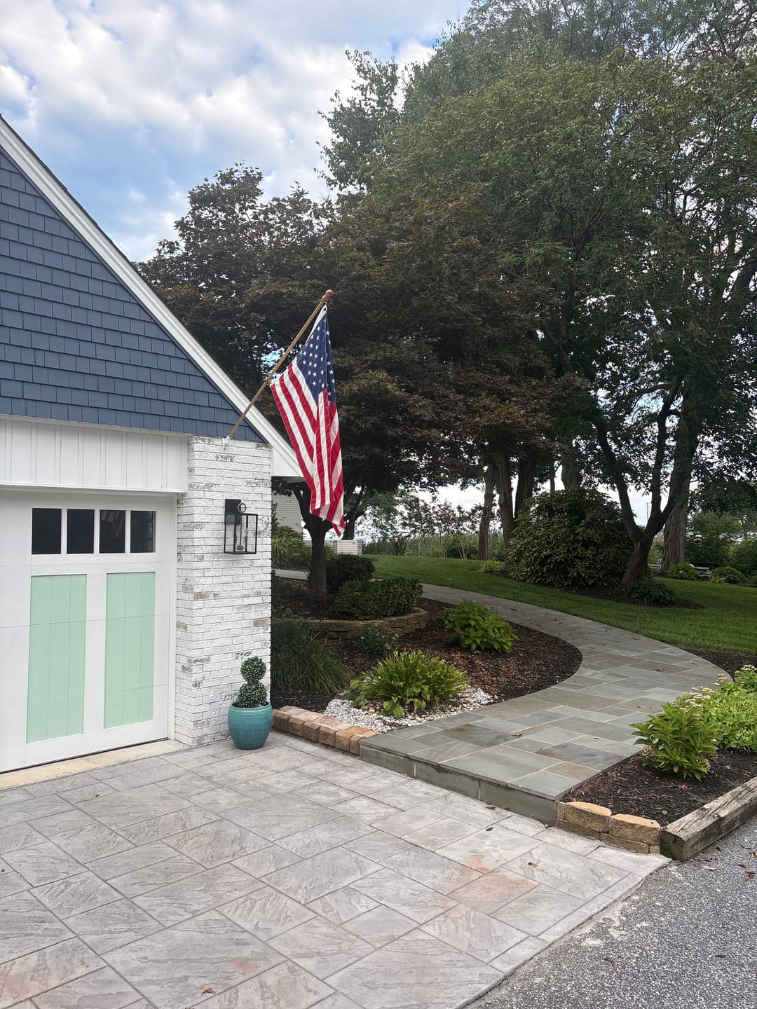 Customer photo review of 3' x 5' American Flag Set