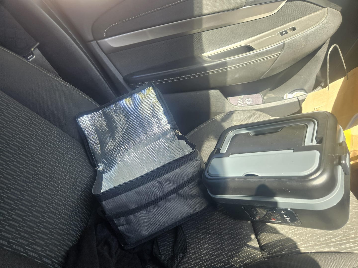 Customer photo review of Yakka Heating LunchBox
