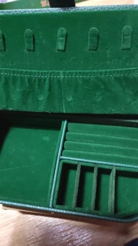 Customer photo review of Travel Jewelry Box – Portable Leather Organizer Case