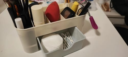 Customer photo review of Makeup Organizer with Drawer – Acrylic Brush and Lipstick Holder