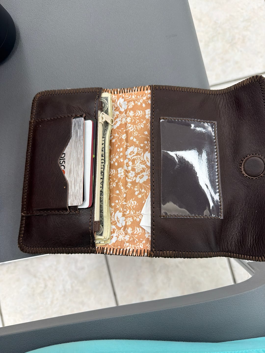 Customer photo review of Espresso Travel Wallet