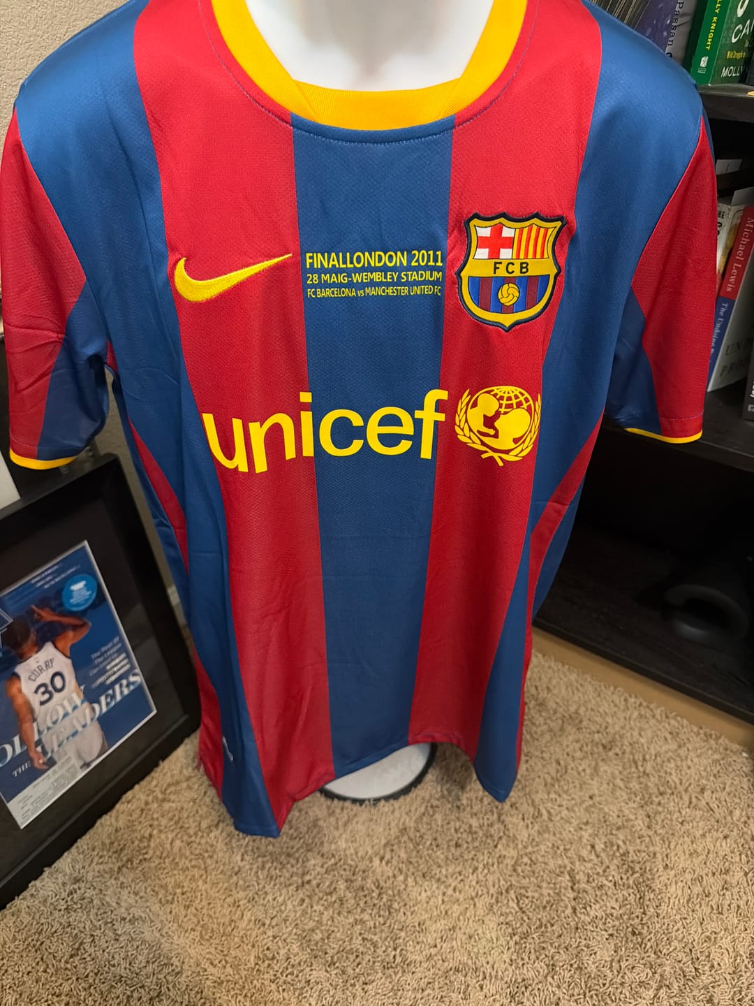 Customer photo review of Maglia Messi Barcellona Home Finale UCL 2010/11
