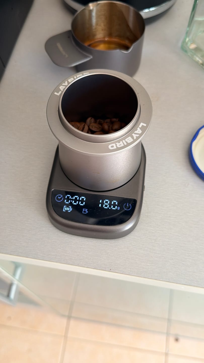 Customer photo review of LAYBIRD MagAttach Coffee Scale