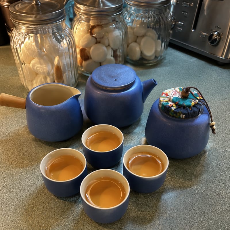 Customer photo review of Renji Black Pottery Travel Tea Set