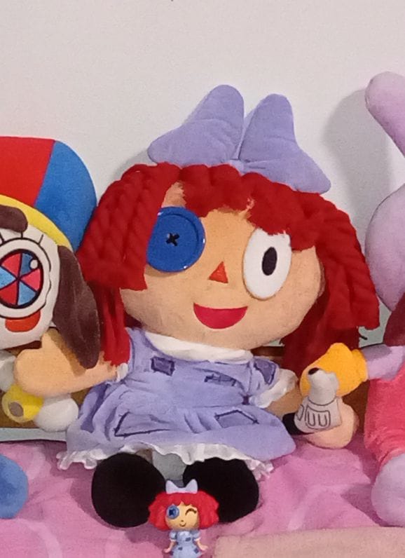 Customer photo review of Ragatha Plush