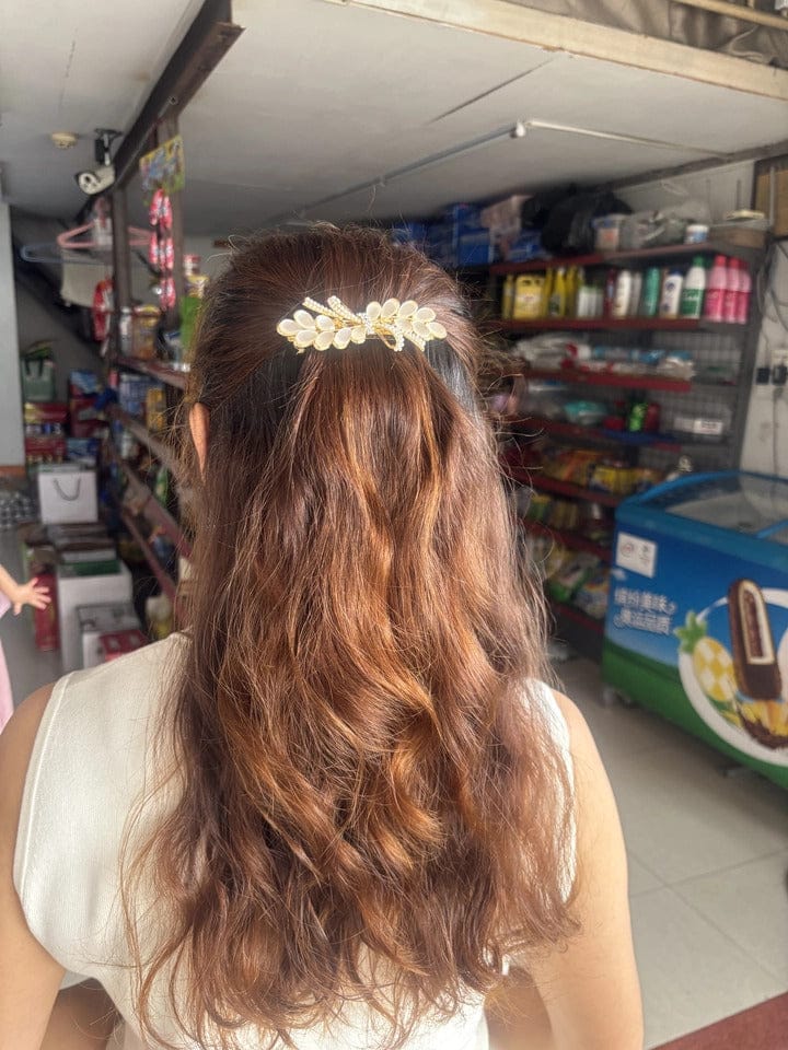 Customer photo review of Laurel Bow Barrette