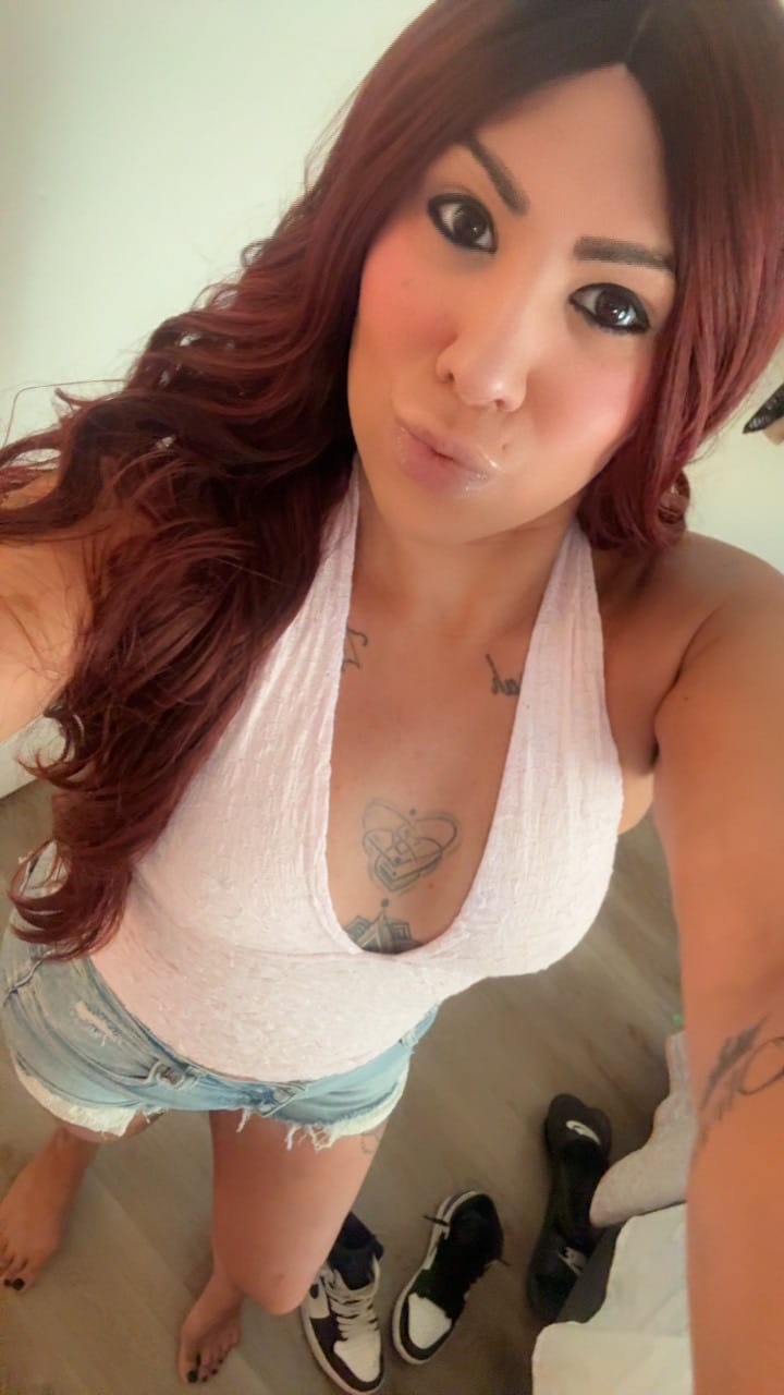 Customer photo review of Outre The Daily Wig Lace Part Wig - KAMALA