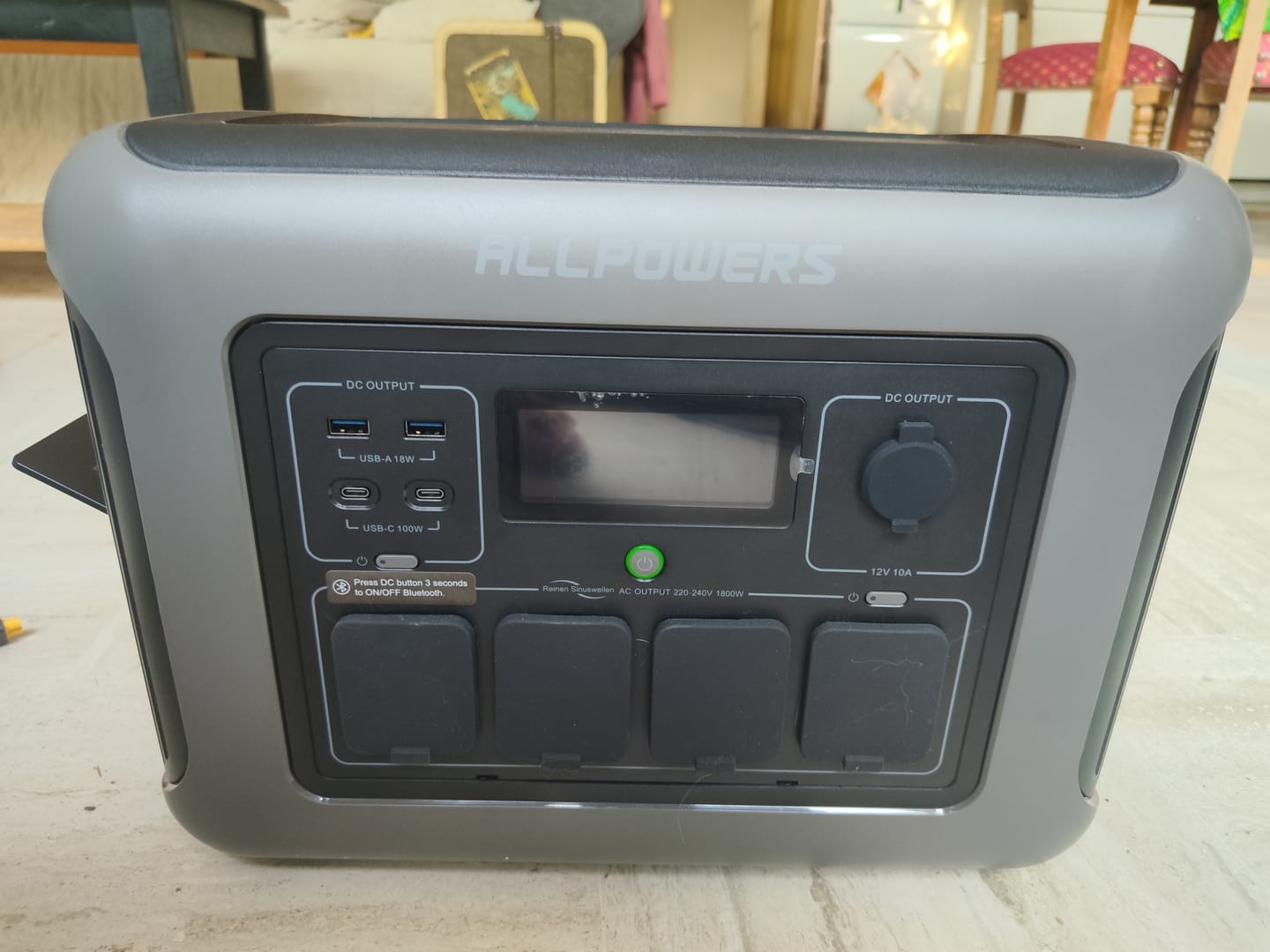 Customer photo review of ALLPOWERS 1800W Générateur Solaire R1500 avec SOLAX SE100 PV100W