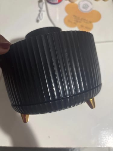 Customer photo review of Rotating Makeup Storage – 360° Desktop Cosmetic Organizer