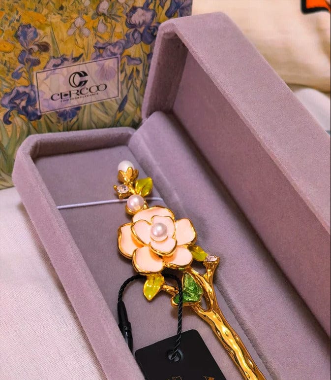 Customer photo review of Sunline Camellia Hair Stick