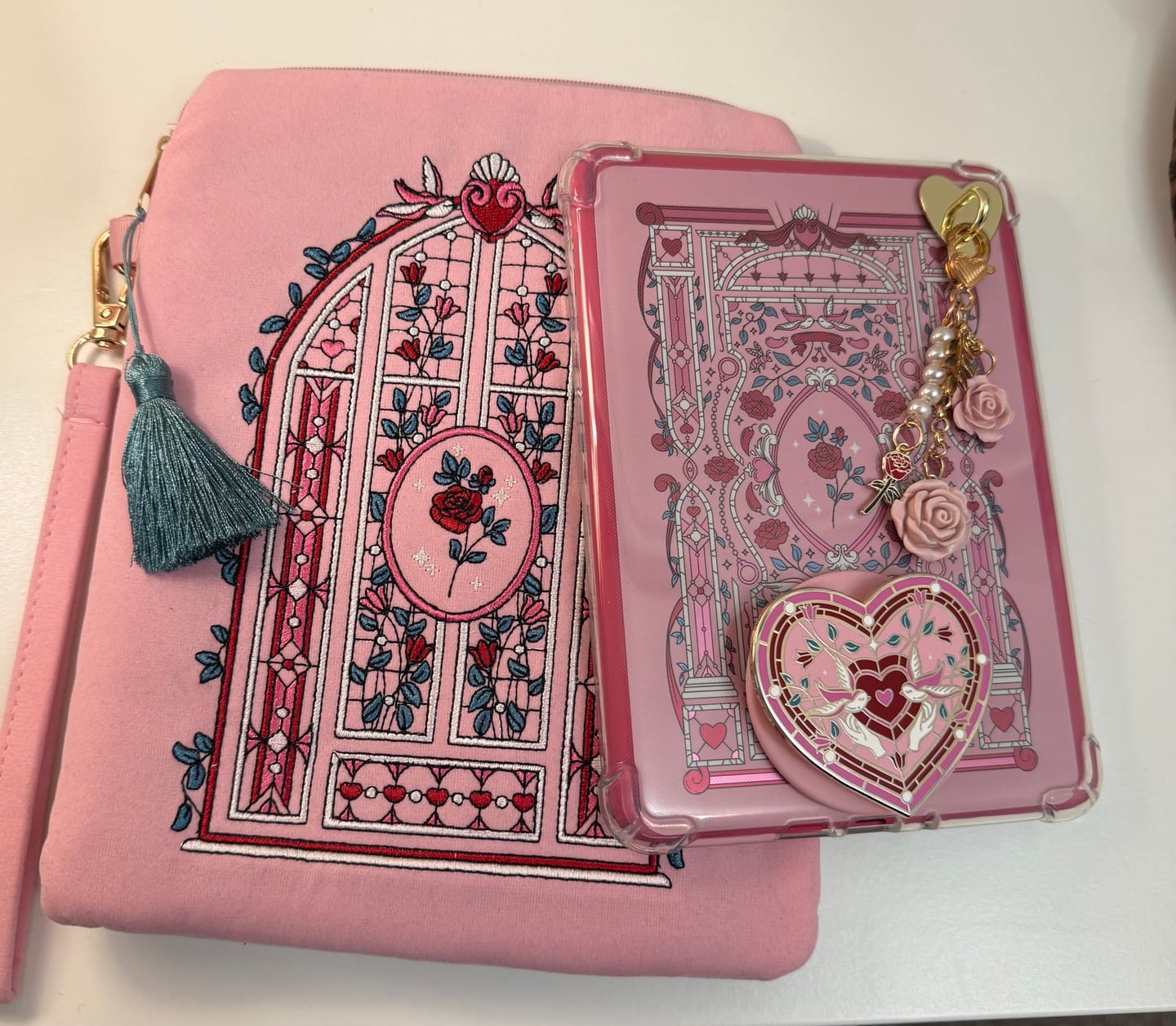 Customer photo review of Sugar & Spice eReader Sleeve