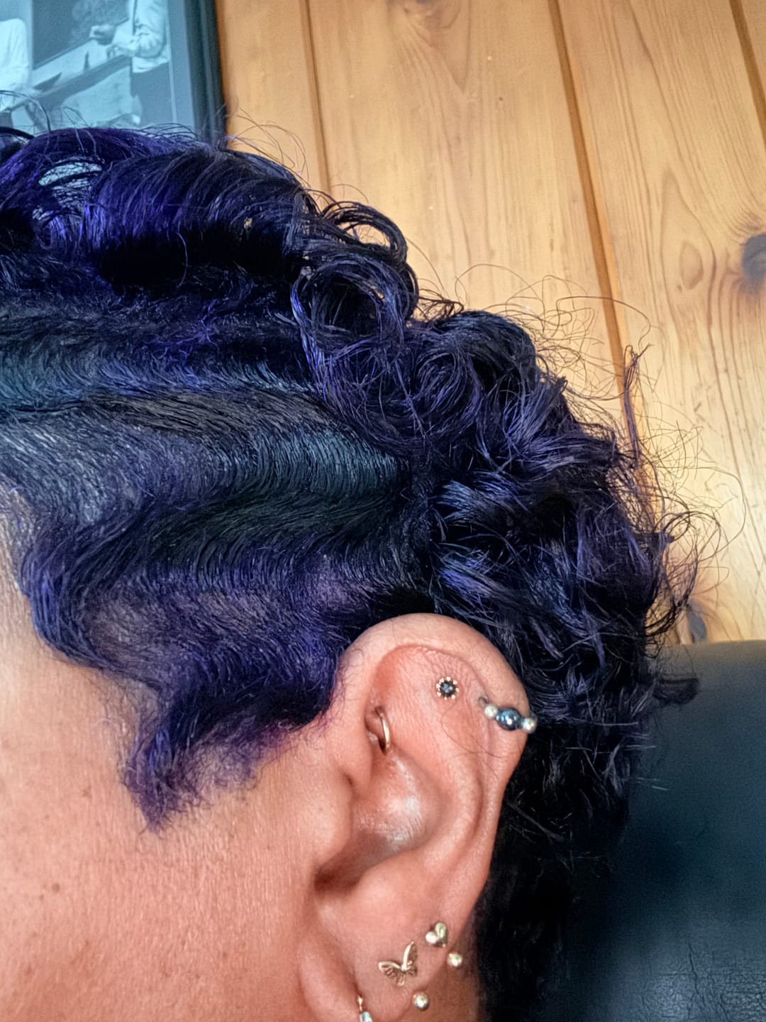 Customer photo review of 14K Gold Point Butterfly Curve Piercing 20G