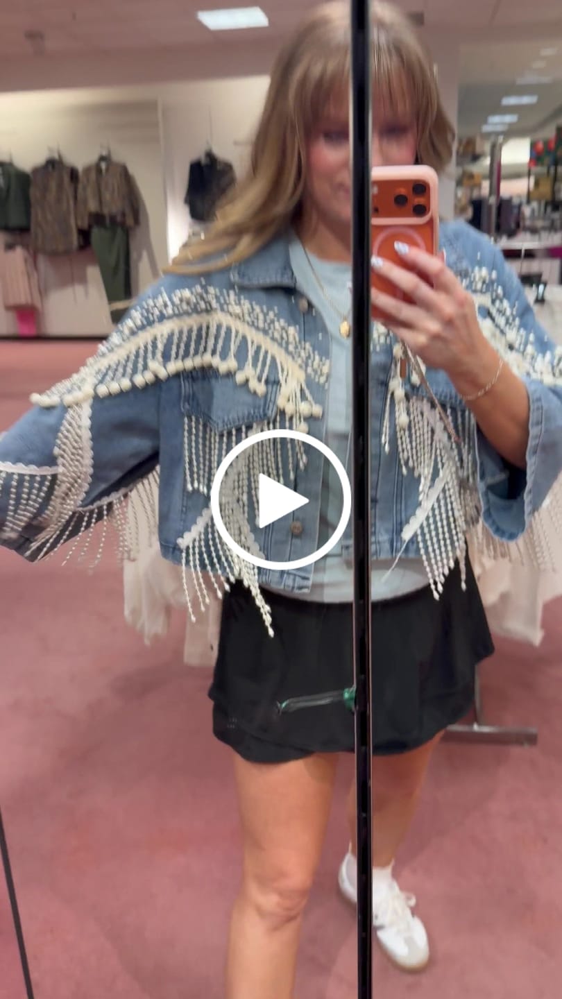 Customer video review of ADELYNNE-DENIM PEARL JACKET