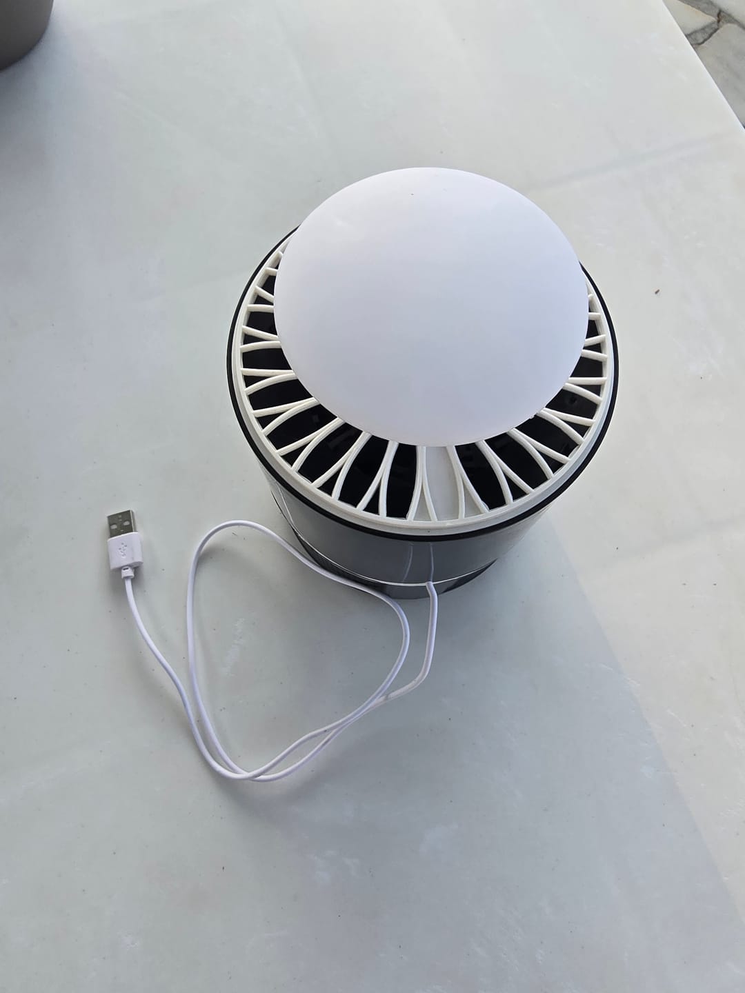 Customer photo review of Lámpara Antimosquitos por Succión USB