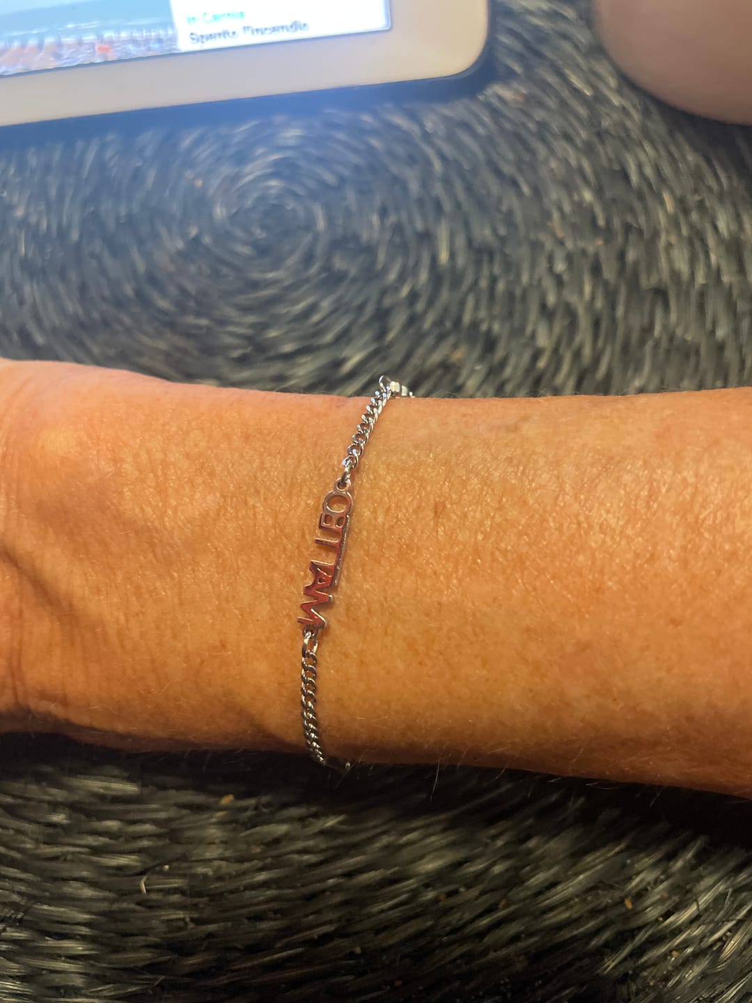 Customer photo review of Bracciale personalizzato con nome