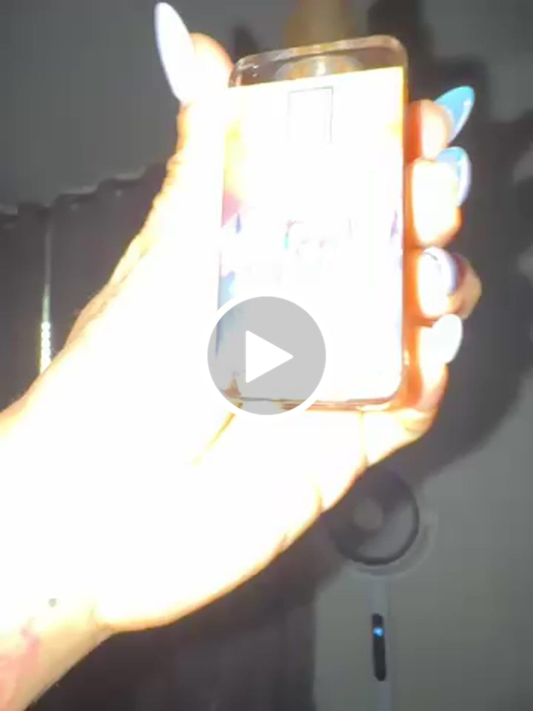 Customer video review of Faraway Iris Fields