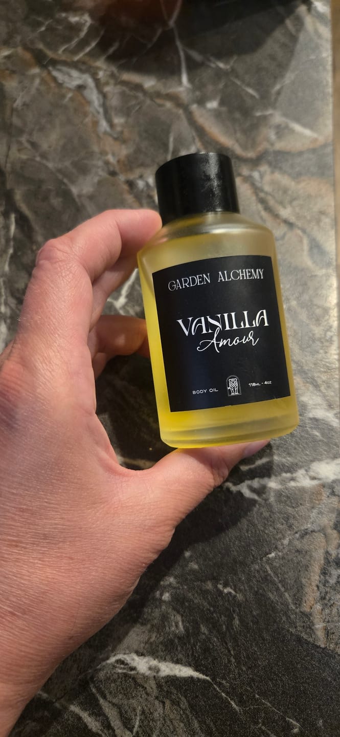 Customer photo review of VANILLA AMOUR w/pheromones