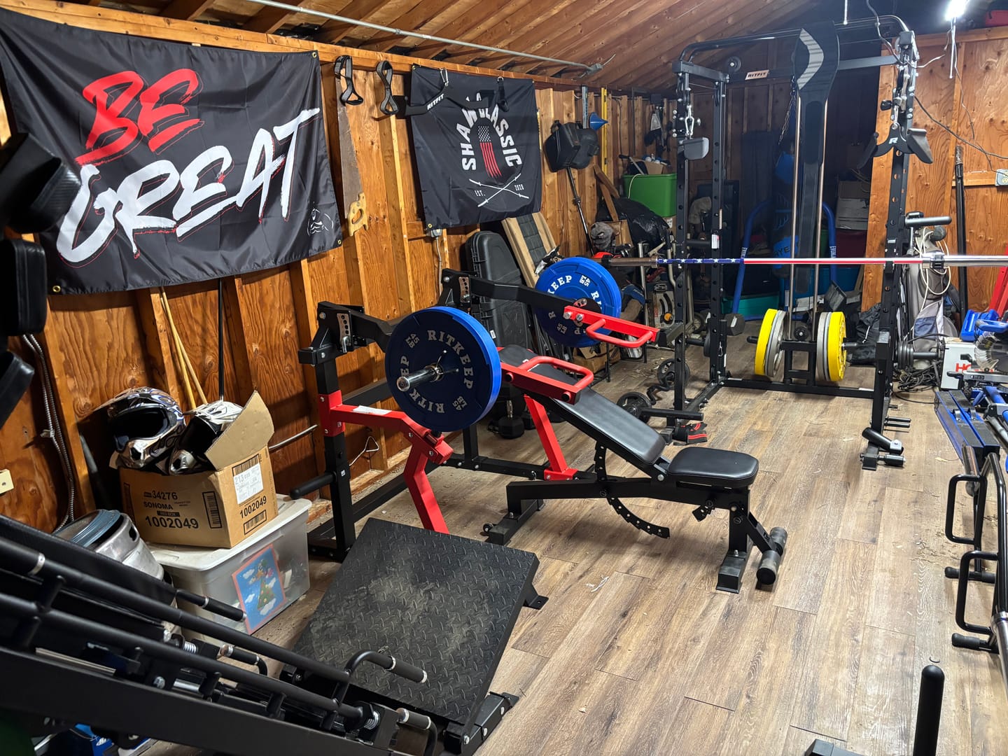 Customer photo review of RED BE GREAT GYM FLAG