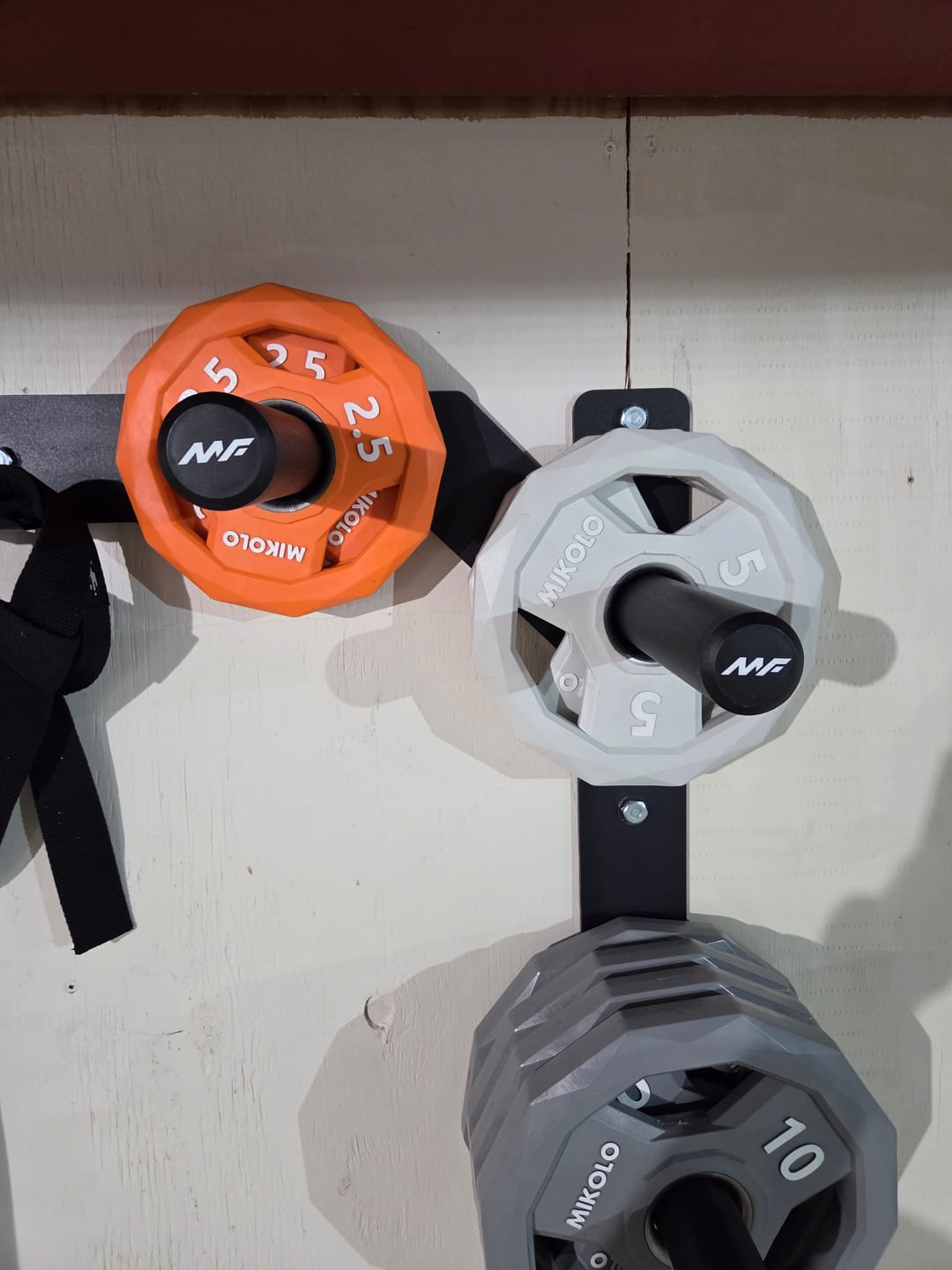 Customer photo review of Ez-grip Color Rubber Coated Olympic Weight Plates