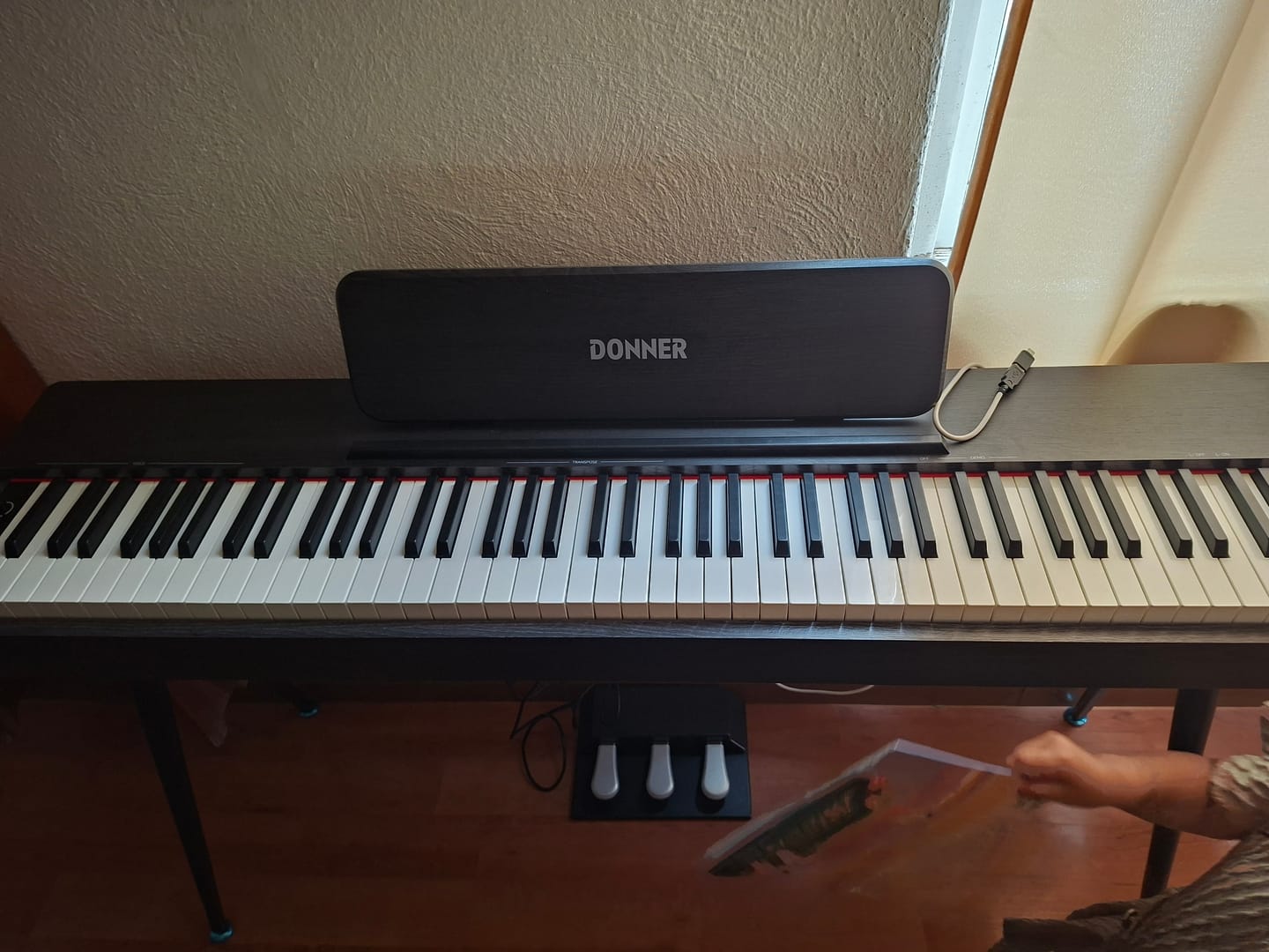 Customer photo review of Donner OURA™ S100 Piano Digital Para el Hogar
