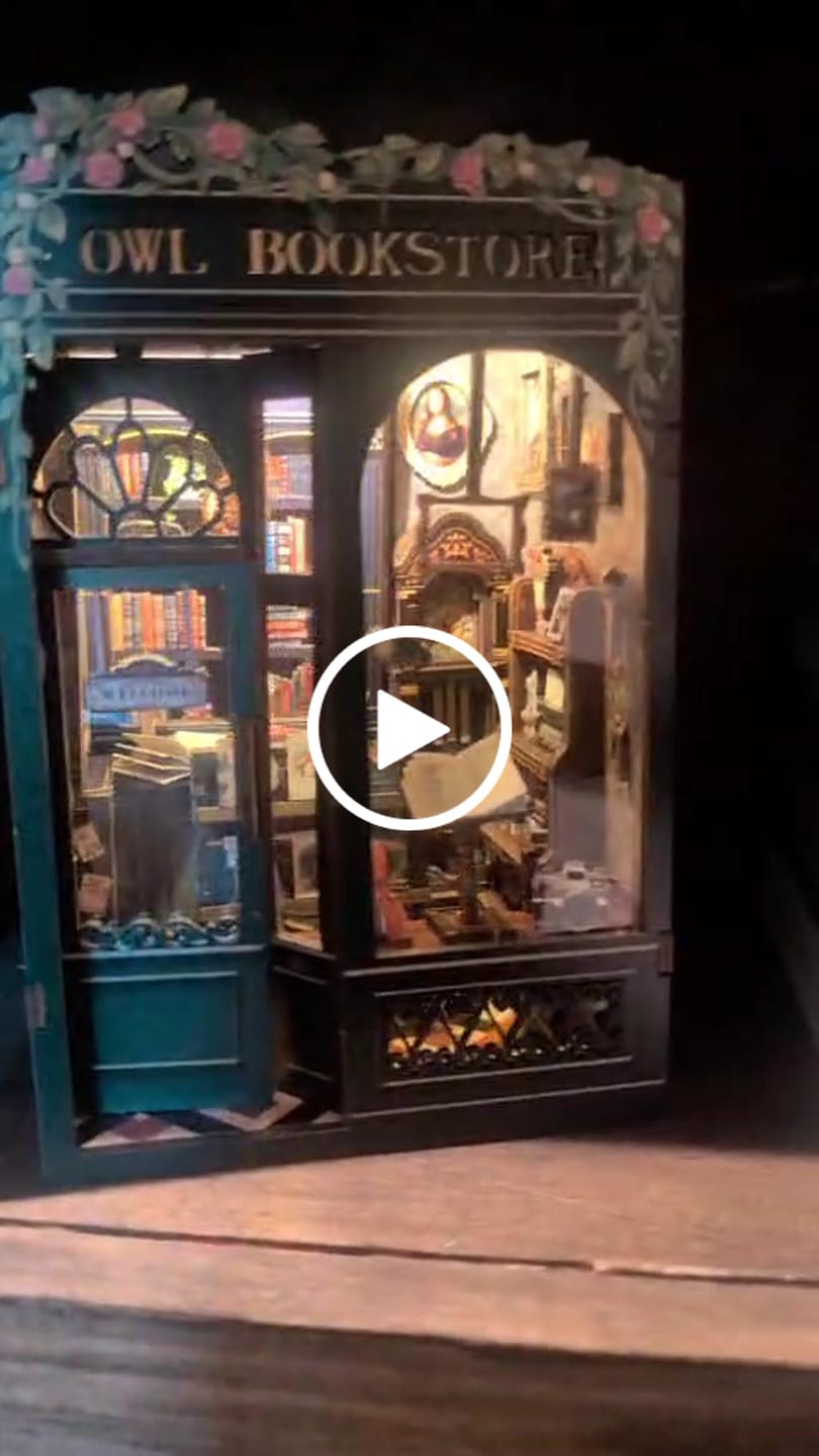Customer video review of Book Nook Owl Bookstore