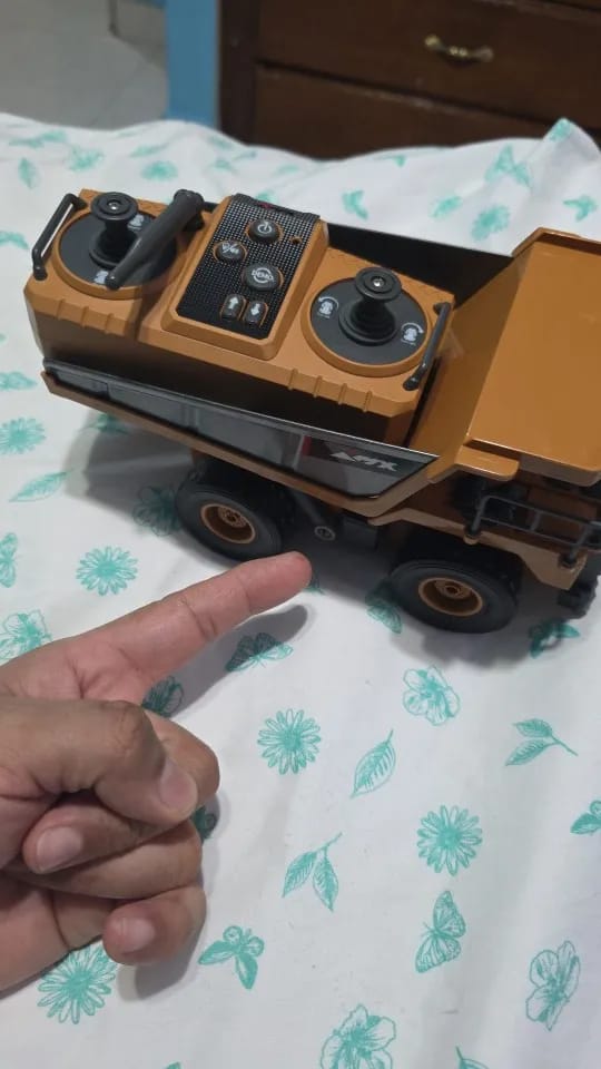 Customer photo review of NanoFleet Pro™ | 1:64 Die-Cast Engineering Desk Rig