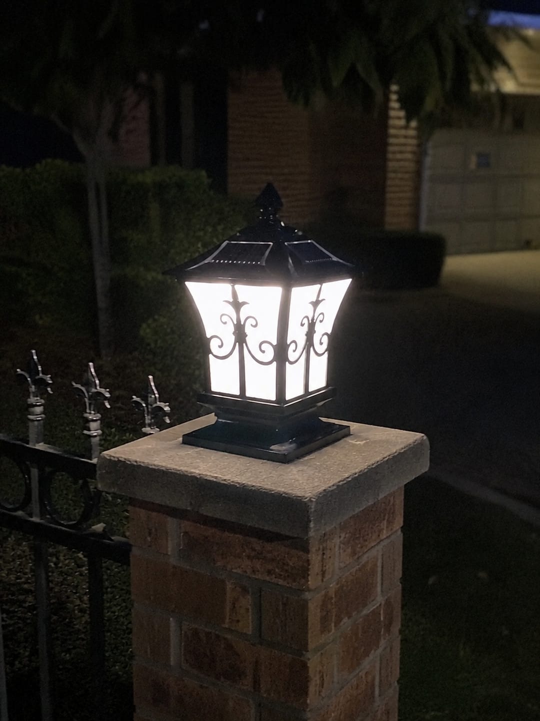 Customer photo review of Heritage Solar Pillar Lights | Dusk to Dawn Waterproof Gate Post Lamp