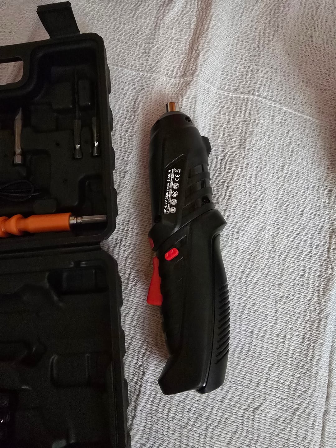 Customer photo review of Set 47 pcs Destornillador eléctrico