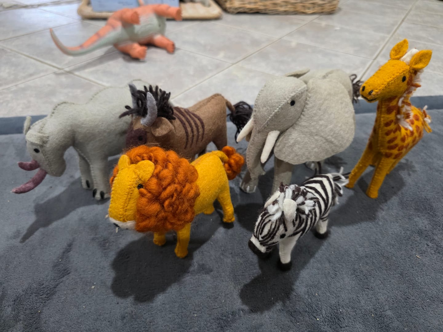 Customer photo review of Felt Safari Animal Toys (Set of 6)