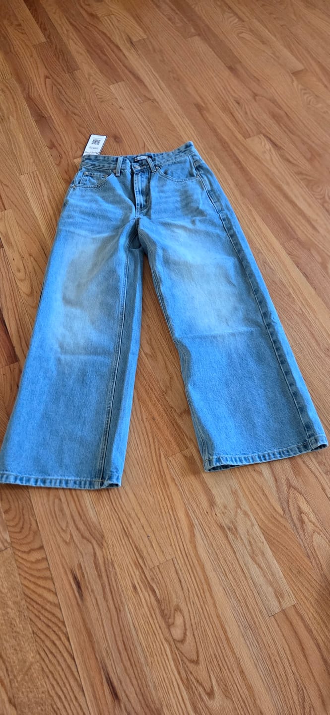 Customer photo review of Light Blue Denim V2