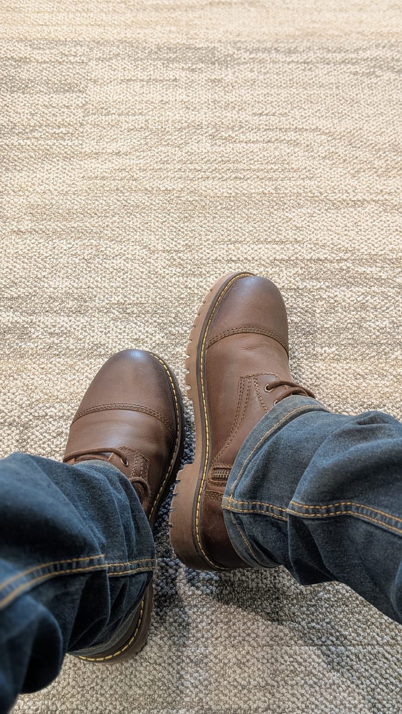 Customer photo review of boots brute mocha