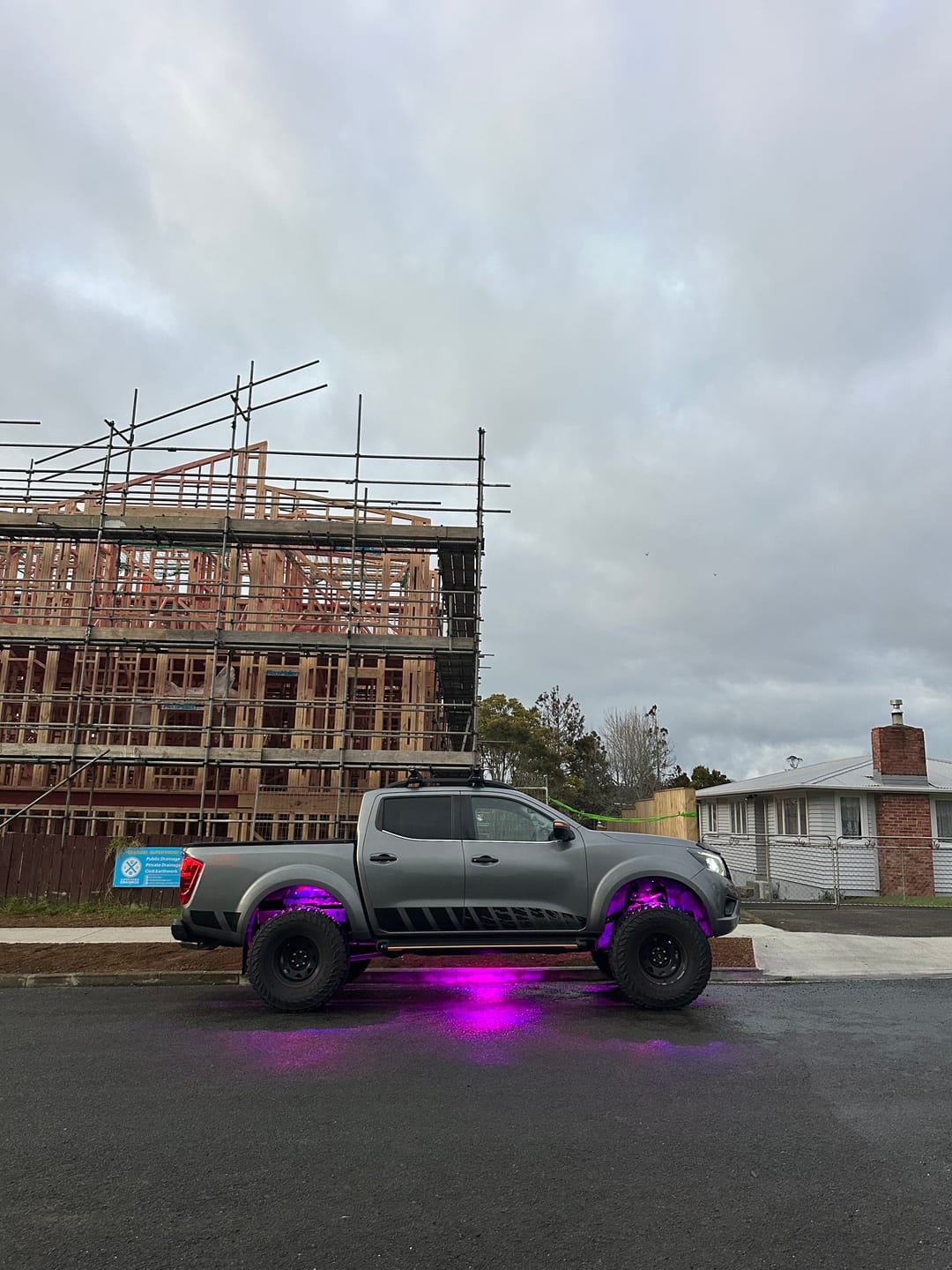 Customer photo review of CX6™ RGBW Rock Lights - 6 Pack