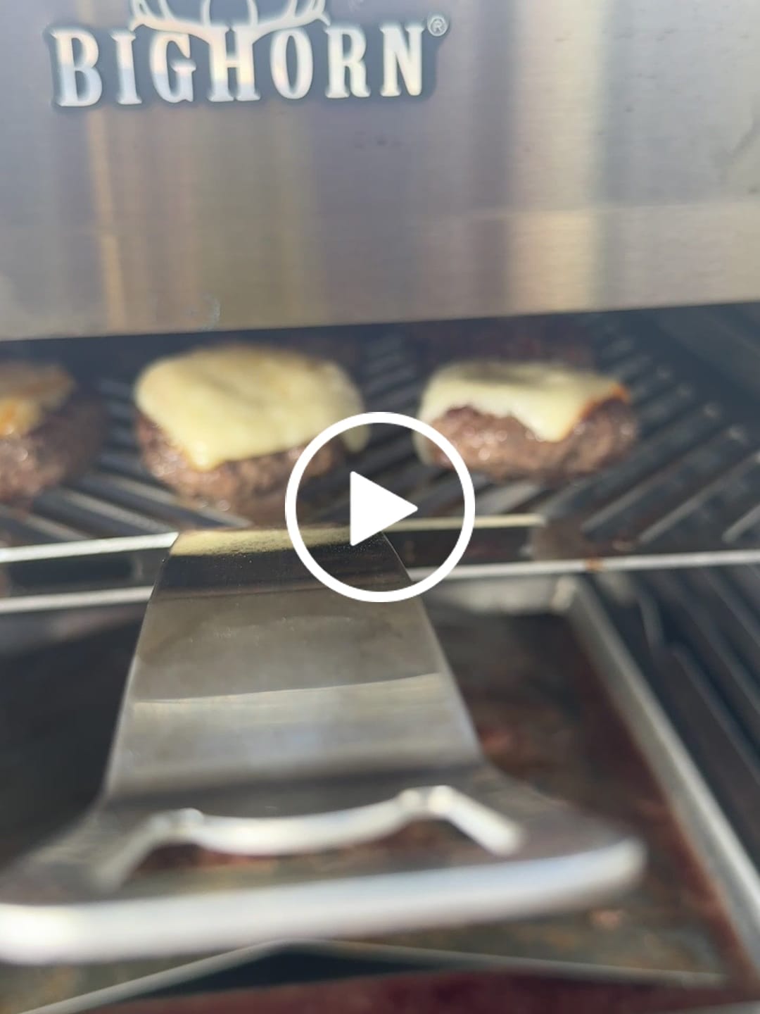 Customer video review of 1500℉ Portable Infrared Steak Grill with Pizza Stone, Stainless Steel- 16 Inch