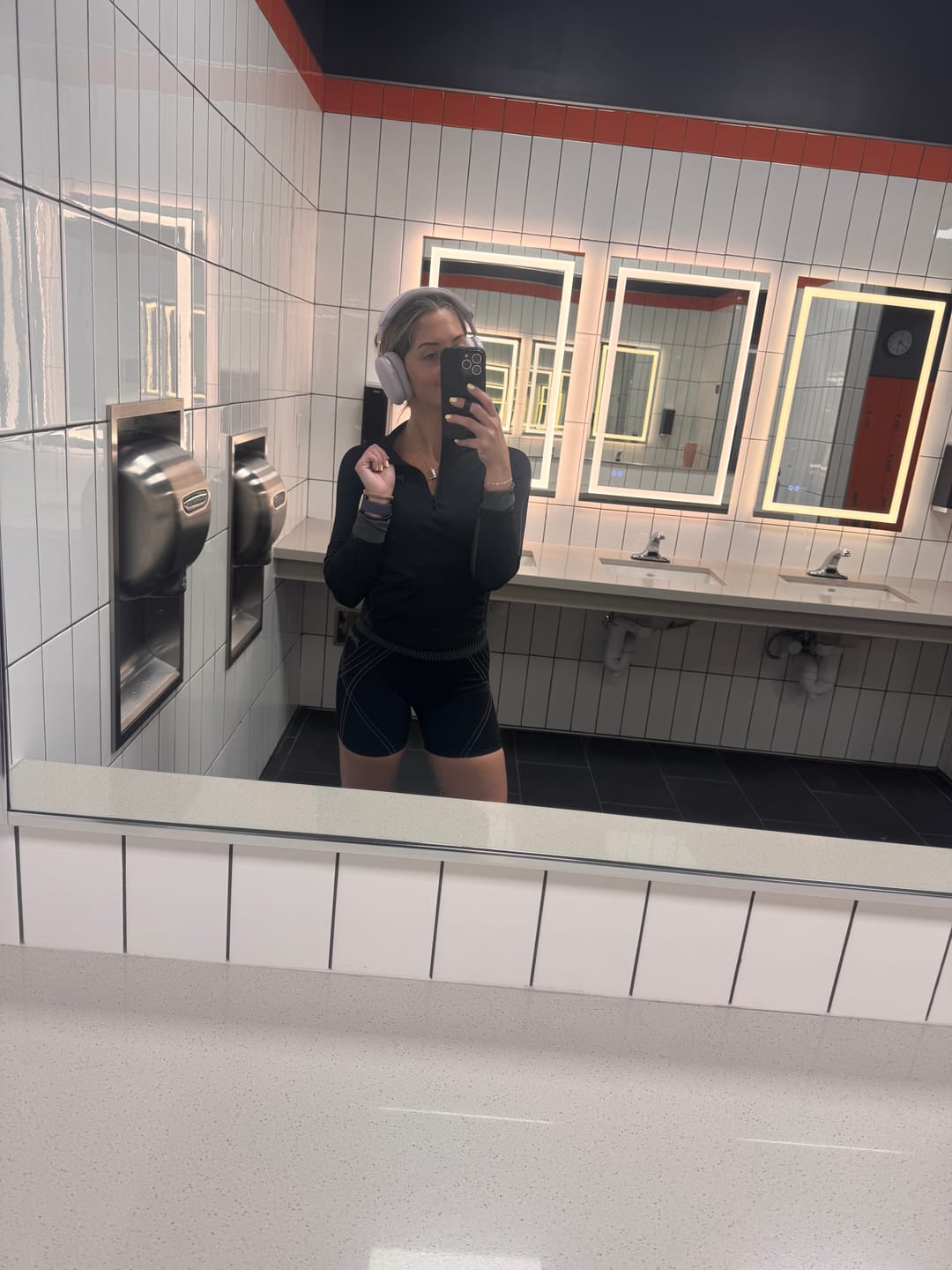 Customer photo review of W1143 Batman Seamless Shorts