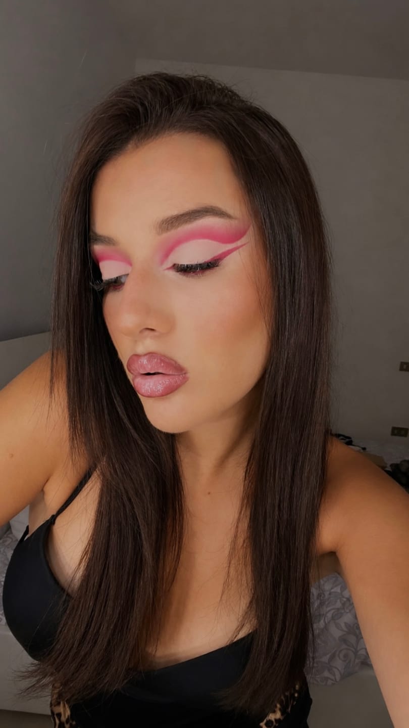 Customer photo review of Coloured Base