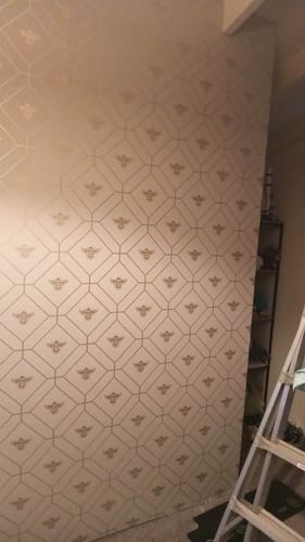 Customer photo review of Honeycomb Bee Geometric Metallic Wallpaper – Sage Green