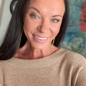 Customer photo review of Elariao CC Color-Correcting Tinted Serum