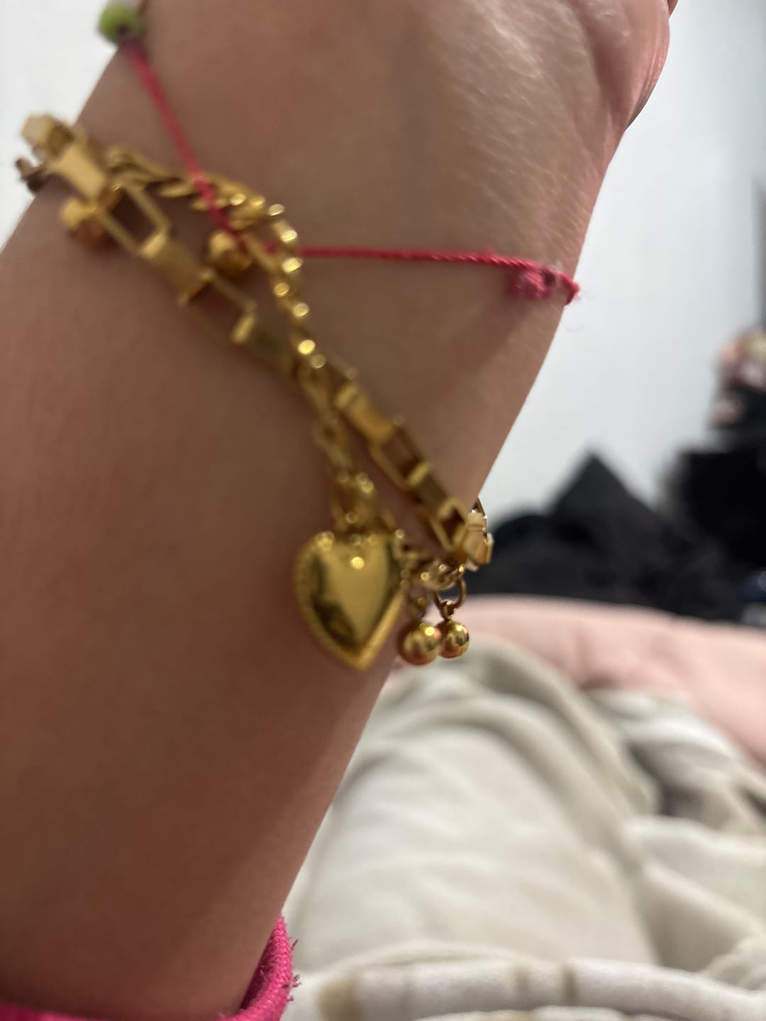 Customer photo review of Pulsera de Corazón