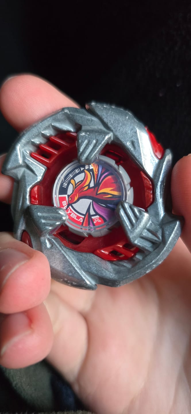 Customer photo review of Beyblade X BX-38 Crimson Garuda 4-70TP Booster