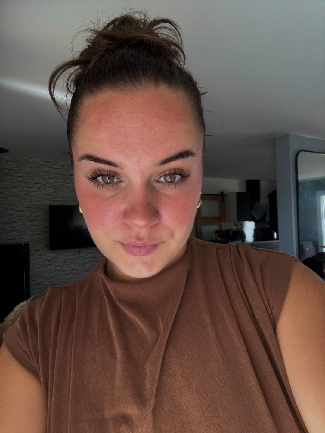 Customer photo review of MASCARA INCURVÉ AVEC SÉRUM DE CROISSANCE INFUSÉ