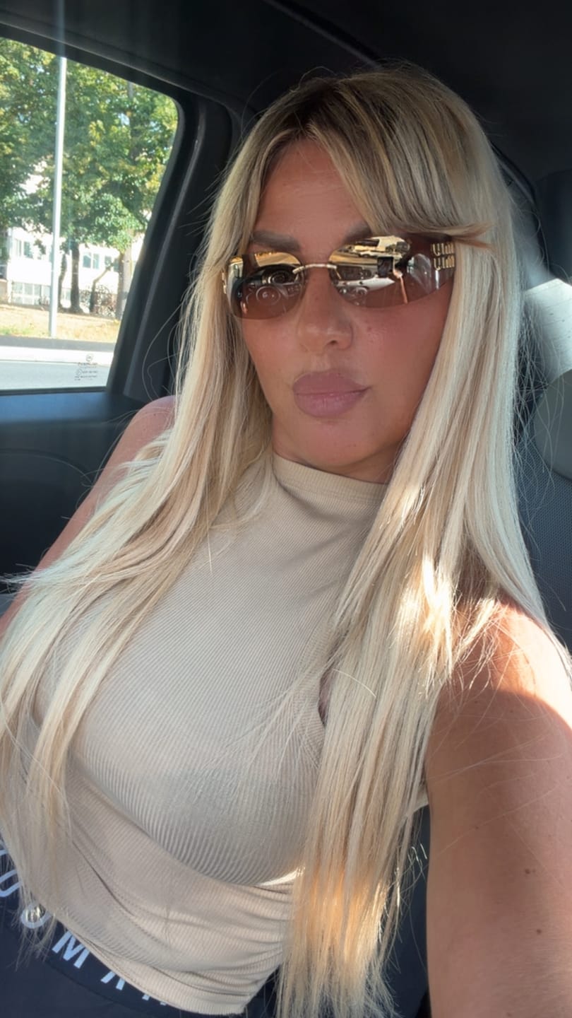 Customer photo review of MIU MIU - A51S OCCHIALI DA SOLE