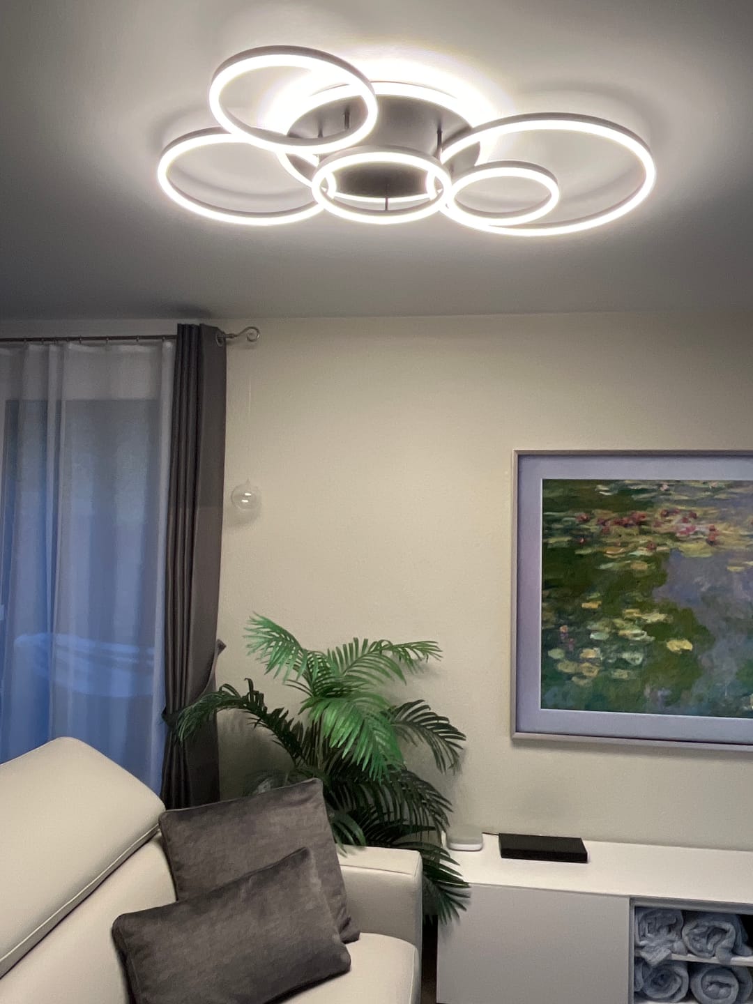 Customer photo review of WOMO Runde LED-Deckenleuchte mit Unterputzmontage-WM1032
