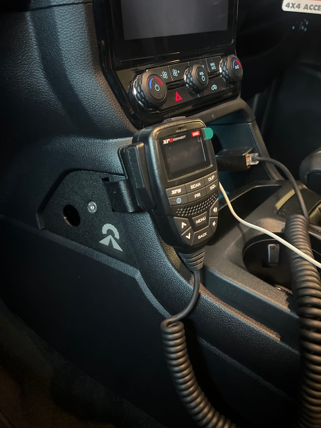 Customer photo review of UHF Handpiece Mount - Ford Ranger NextGen & Super Duty & Everest - Centre Console
