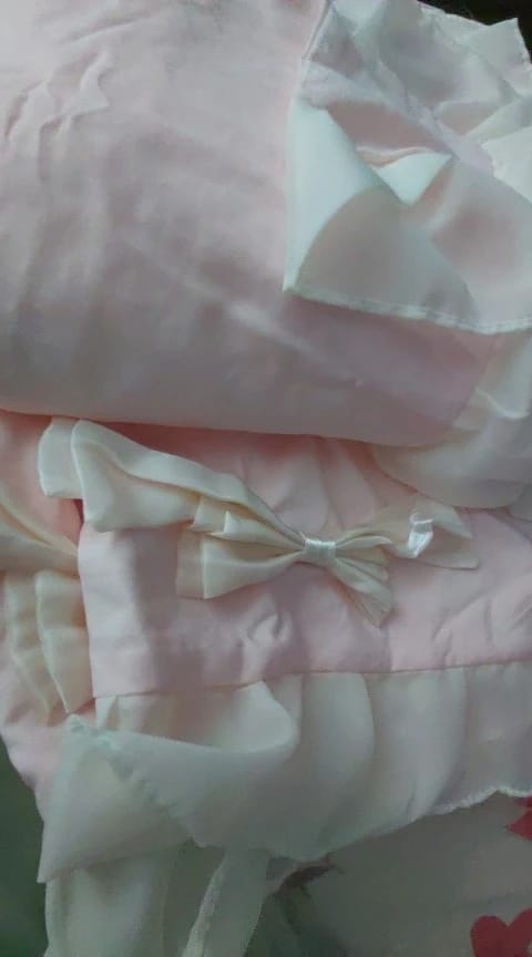 Customer photo review of Ruffle Duvet Cover Set – 3pcs White Bedding for Guest Room