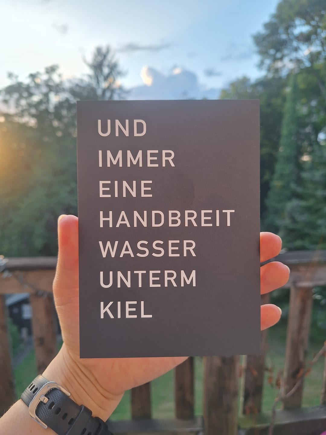 Customer photo review of Postkarte Handbreit Wasser