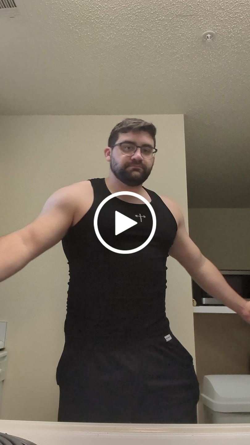 Customer video review of Ribbed Tank